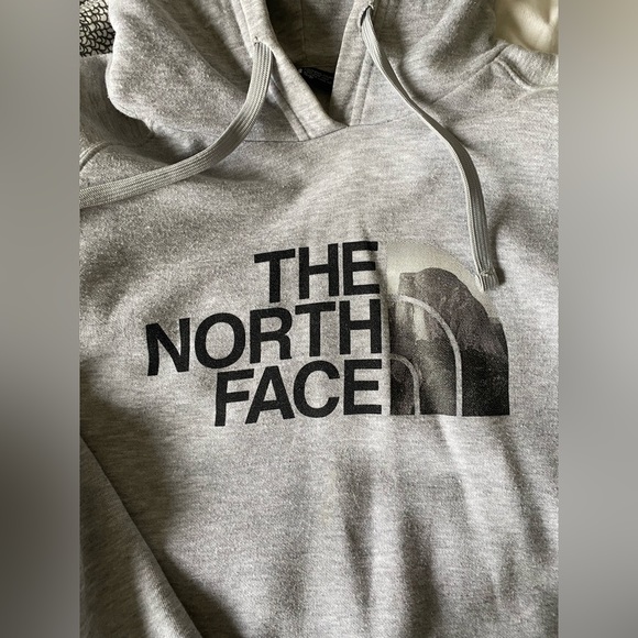 The North Face hoodie - Picture 2 of 3
